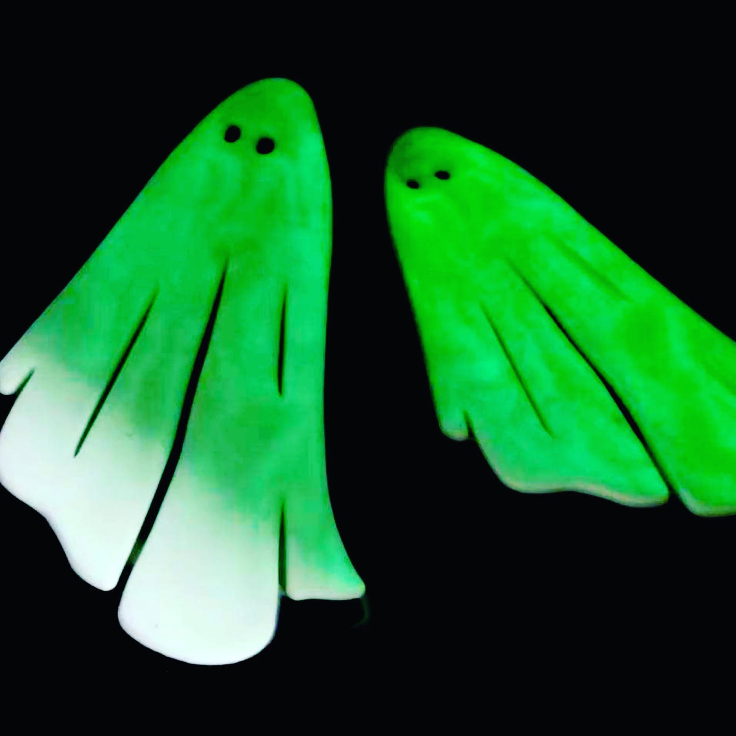 Ghostie Magnet (Glows-in-Dark)