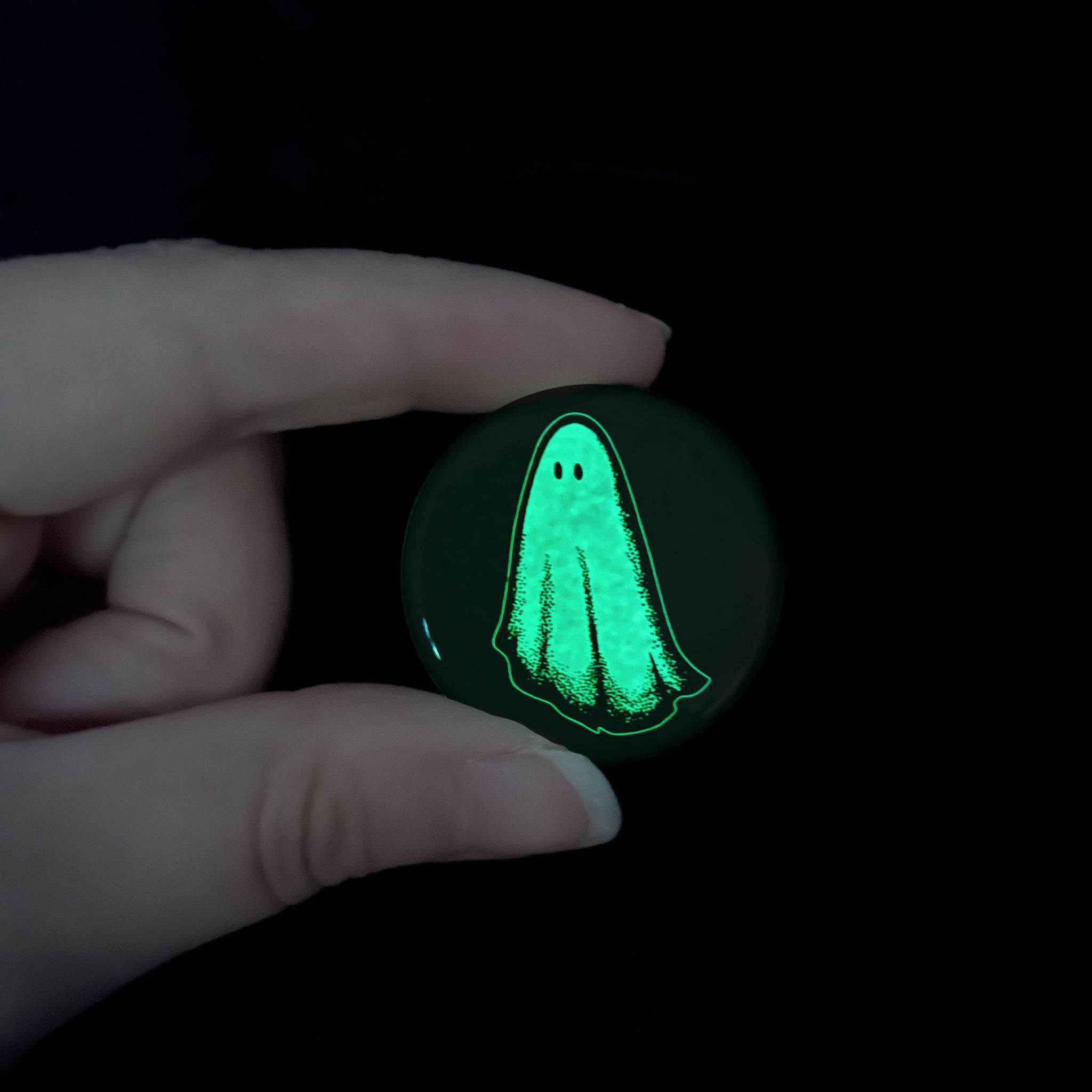 Ghostie Button (Glow-in-the-Dark)